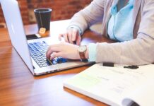 Jak technologia wpływa na nasze życie? Jak technologia wpływa na nasze życie?