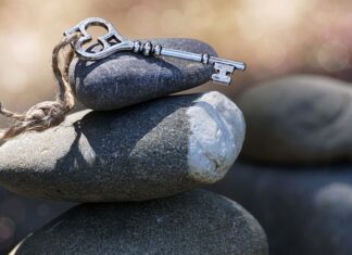 Ile zarabia pośrednik nieruchomości?